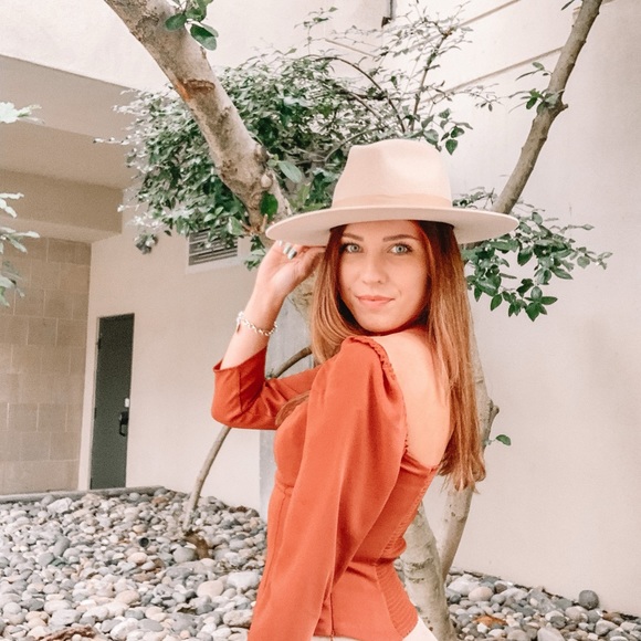 Meet your Posher, Kennedy - Picture 1 of 1